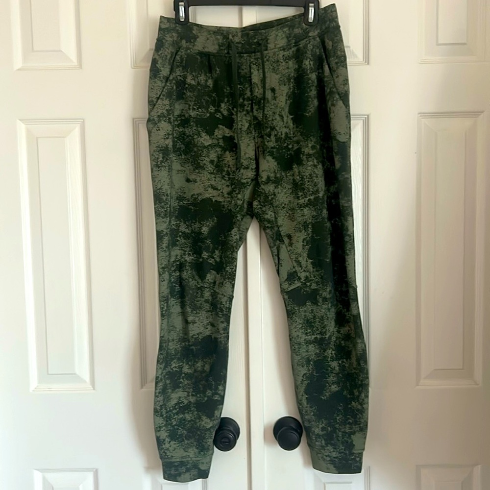 ***SOLD***Lululemon joggers